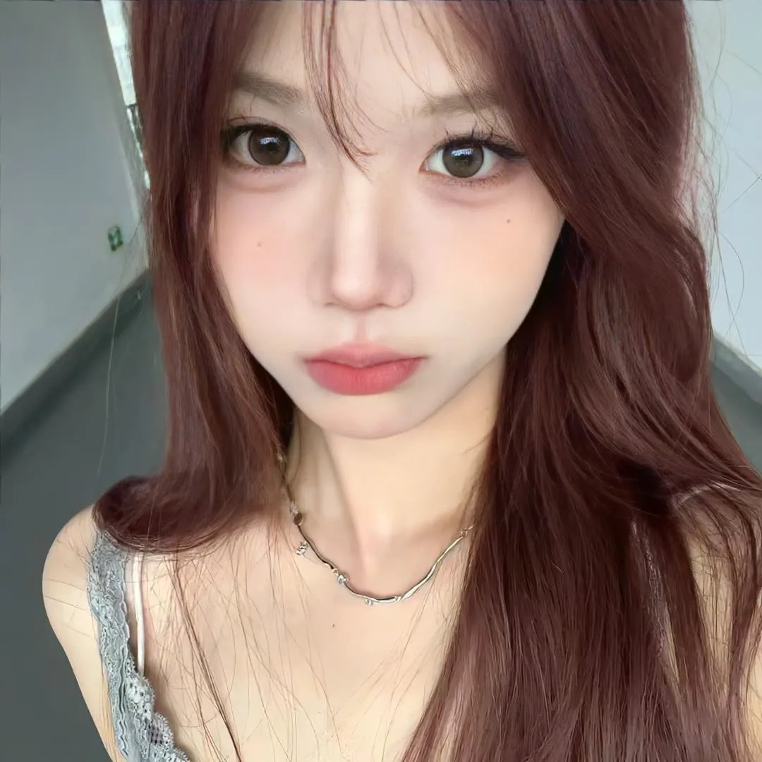 量产型璃子-另一位模型女子的人生组装记-